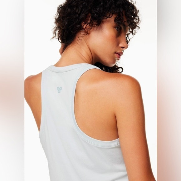 TnAction White Revolve Tank, Size S - Picture 2 of 9